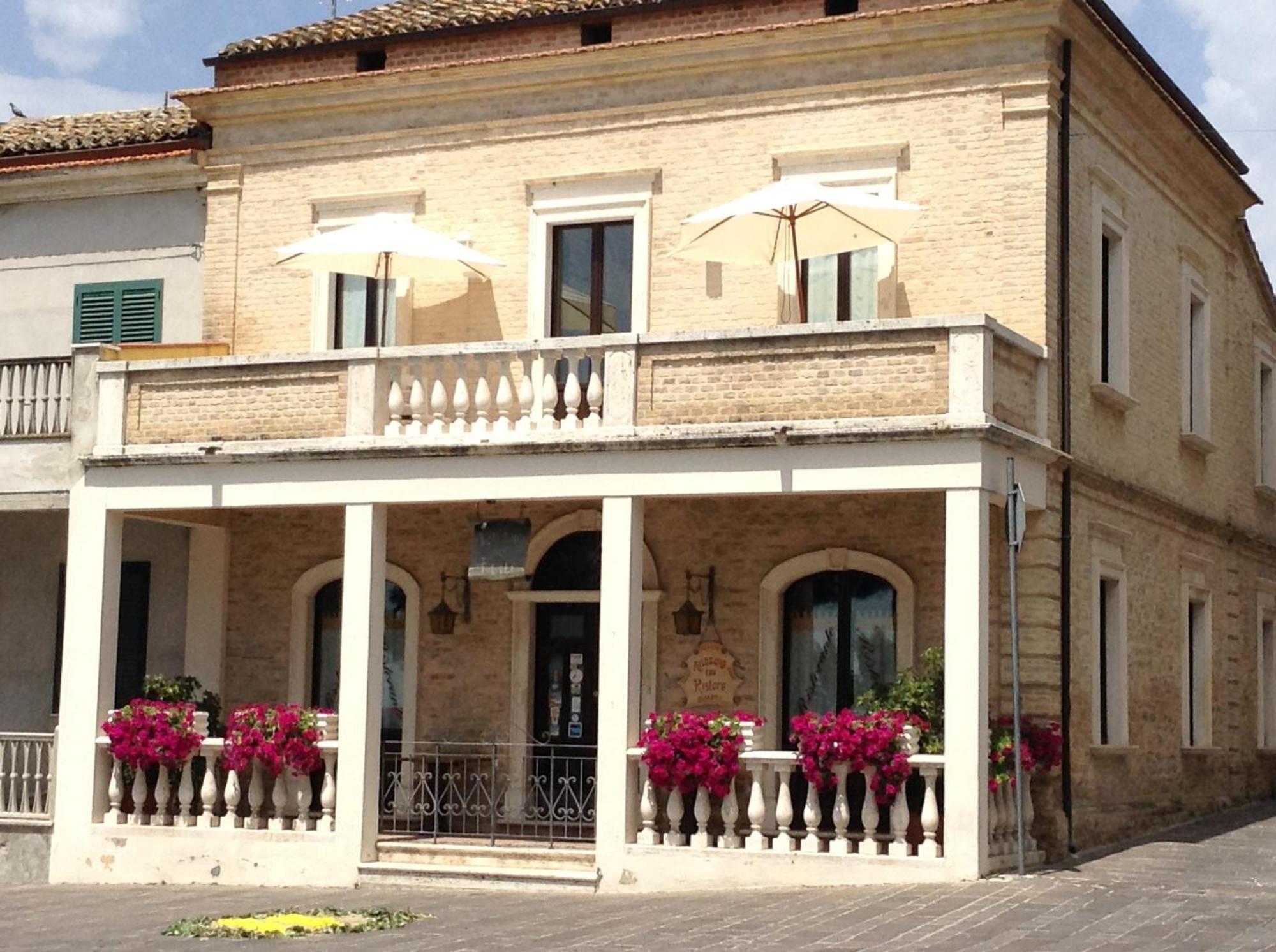 Relais Borgo Sul Mare Ospitalita Diffusa Silvi Paese Exterior photo